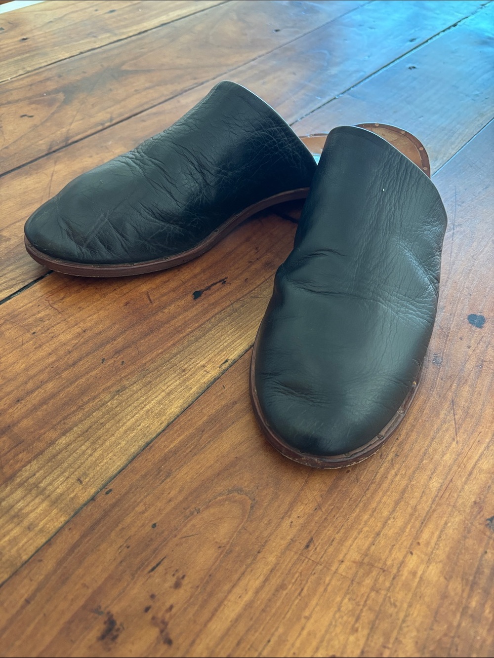 Beek Black Leather Slip-On Mules Women’s 8